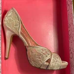 Champagne Pumps Open Toe Lace Design Stiletto Heel